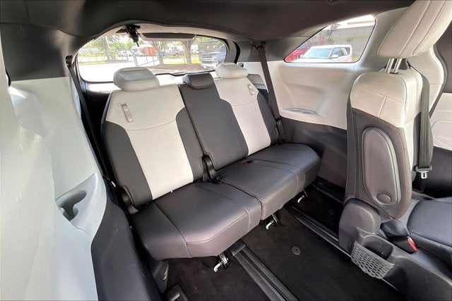 2021 Toyota Sienna XSE