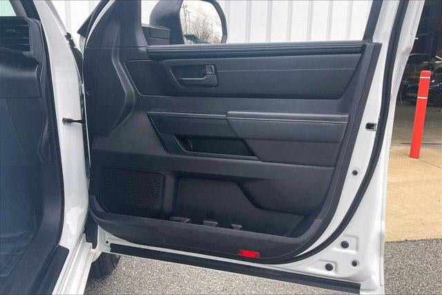 2023 Toyota TUNDRA 4X4 SR