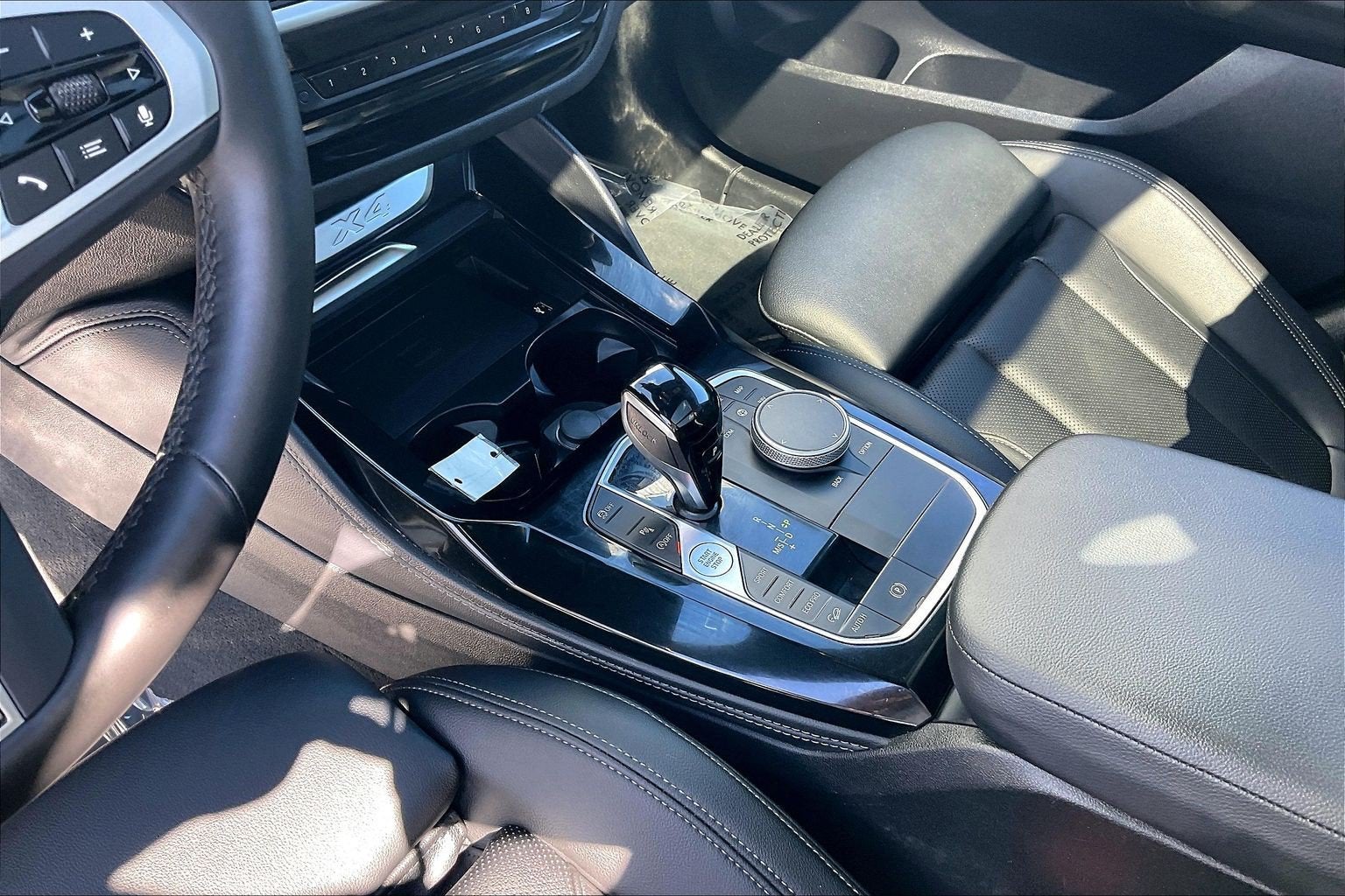 2023 BMW X4 xDrive30i