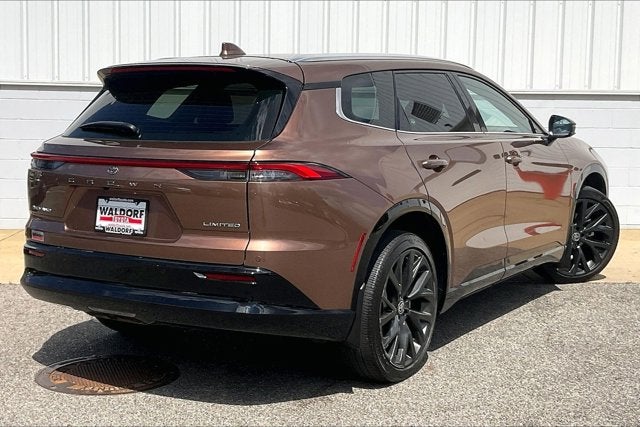 2025 Toyota Crown Signia Limited