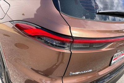 2025 Toyota Crown Signia Limited