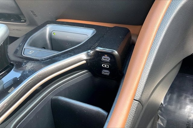 2025 Toyota Crown Signia Limited