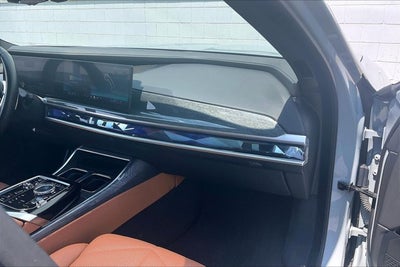 2024 BMW 740i 740i