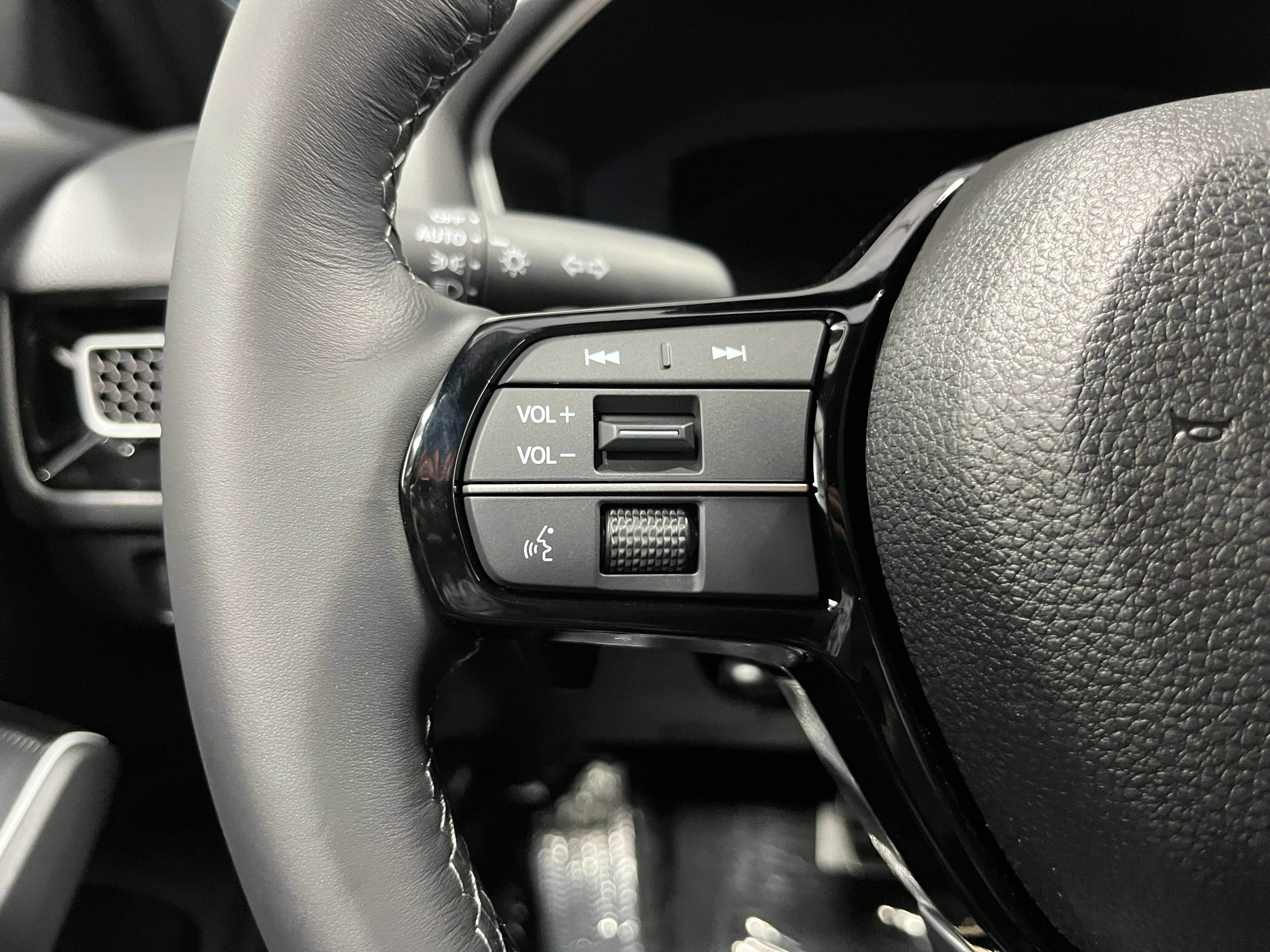 2026 Honda Civic Hatchback Hybrid Sport Touring CVT