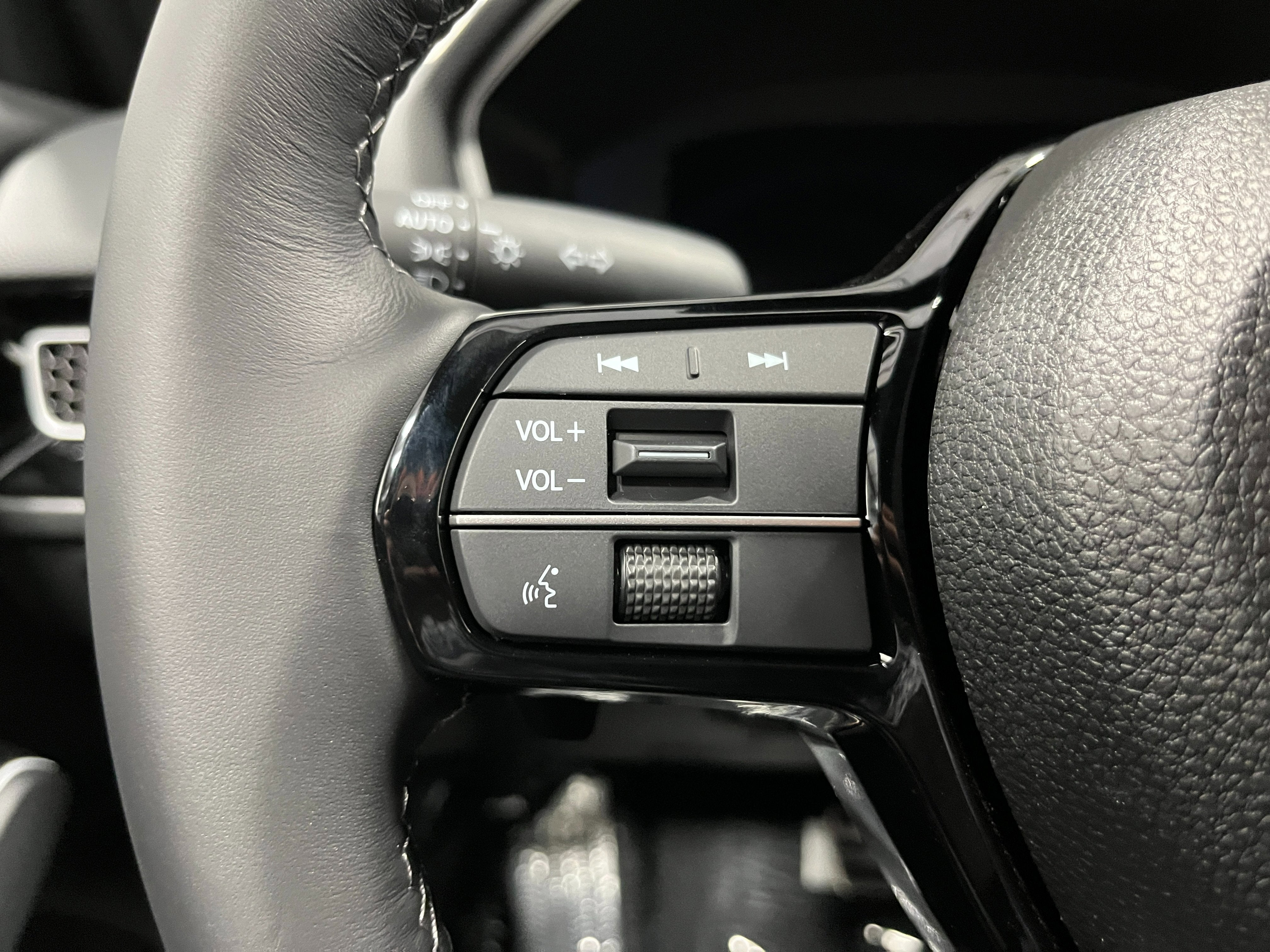 2026 Honda Civic Hatchback Hybrid Sport Touring CVT