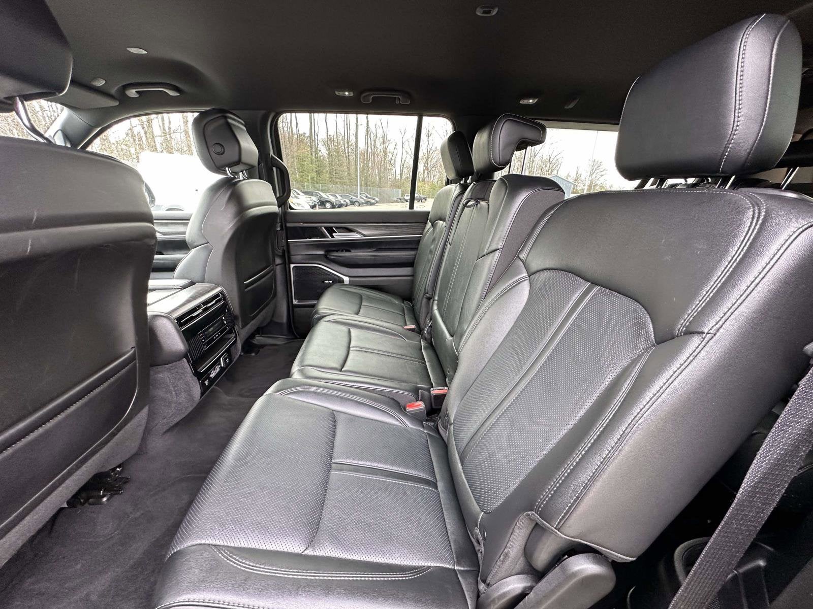 2024 Jeep Wagoneer L Series II