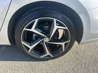 2020 Volkswagen Passat 2.0T R-Line