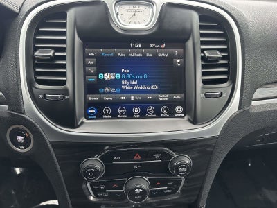 2019 Chrysler 300 Touring L