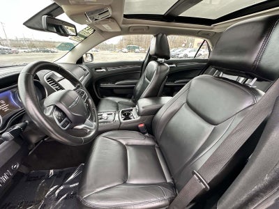 2019 Chrysler 300 Touring L