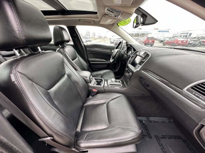 2019 Chrysler 300 Touring L