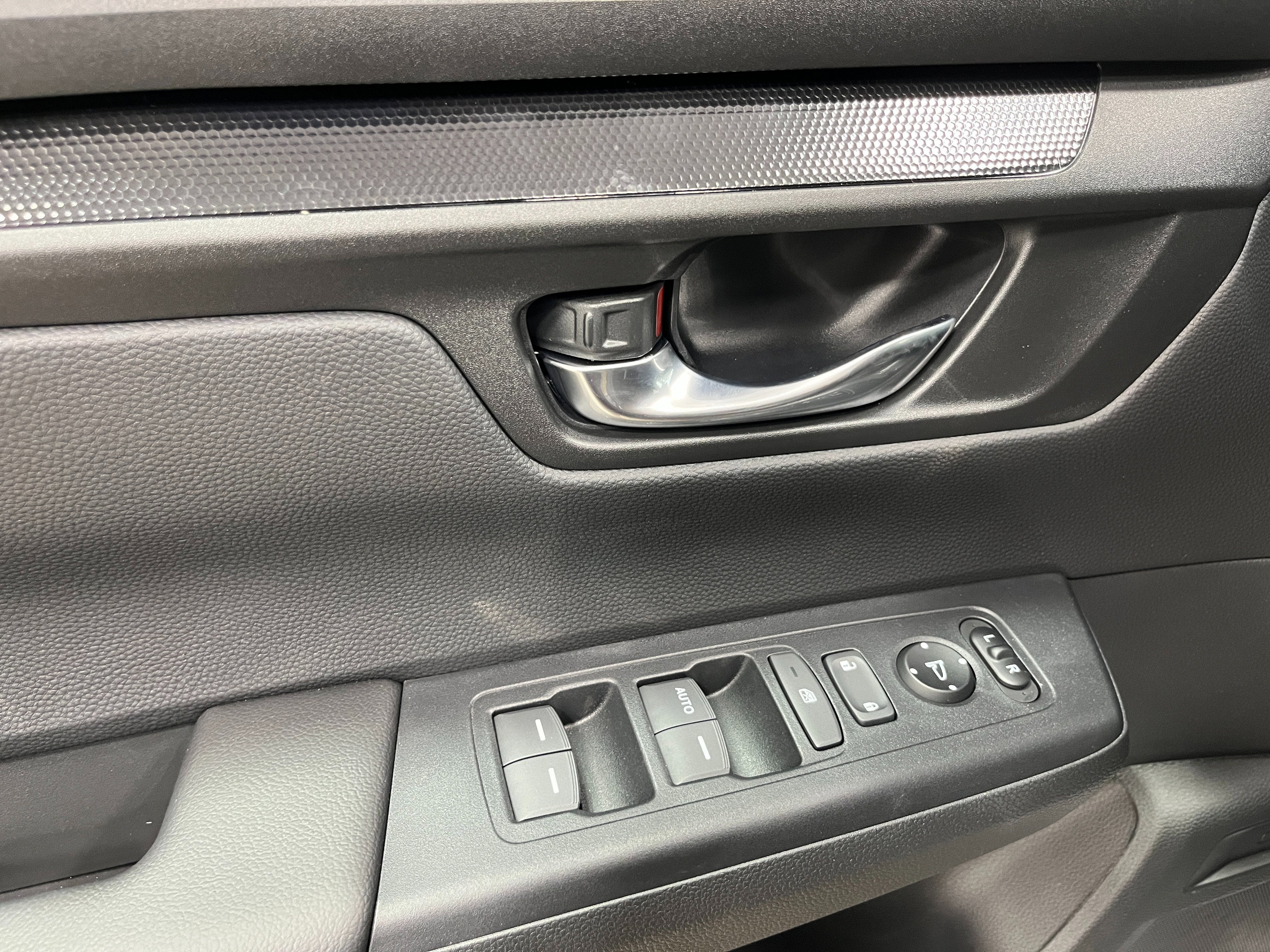 2026 Honda CR-V LX AWD