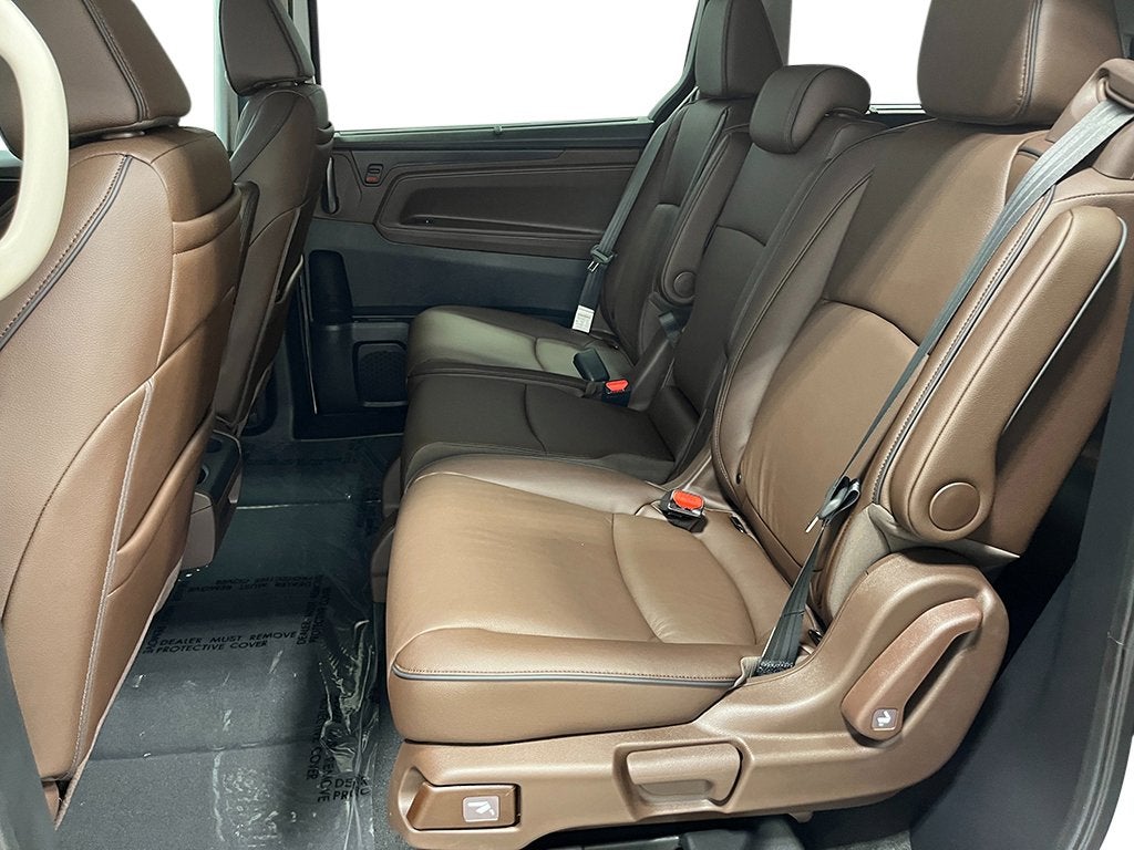 2026 Honda Odyssey Touring Auto