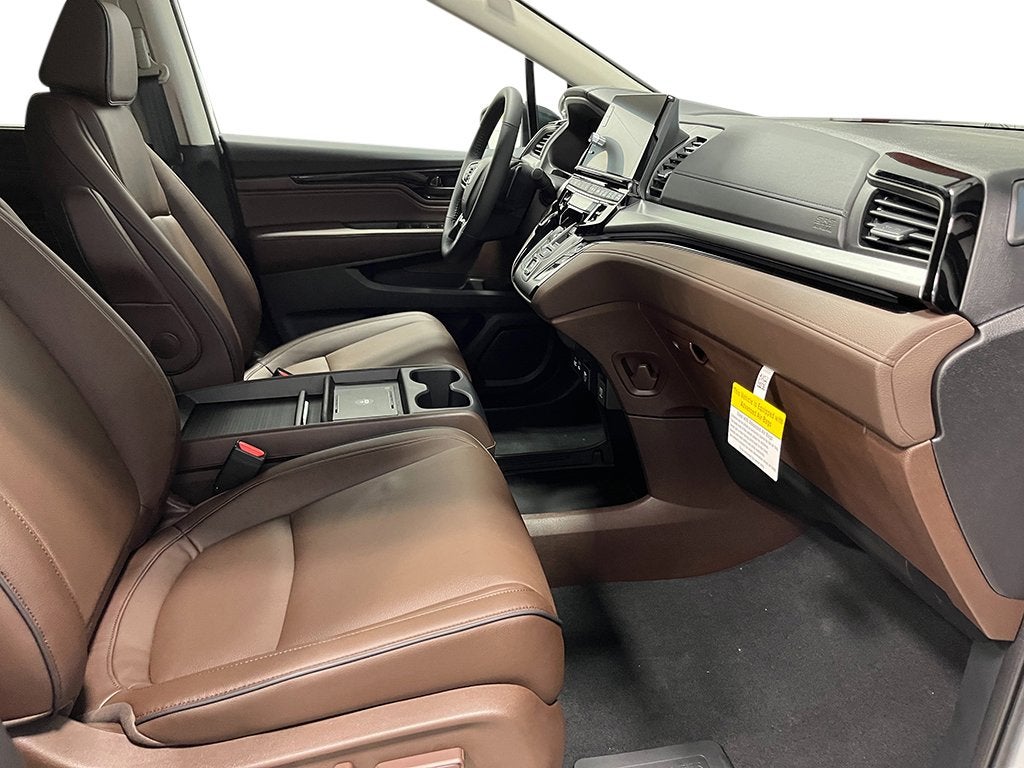2026 Honda Odyssey Touring Auto