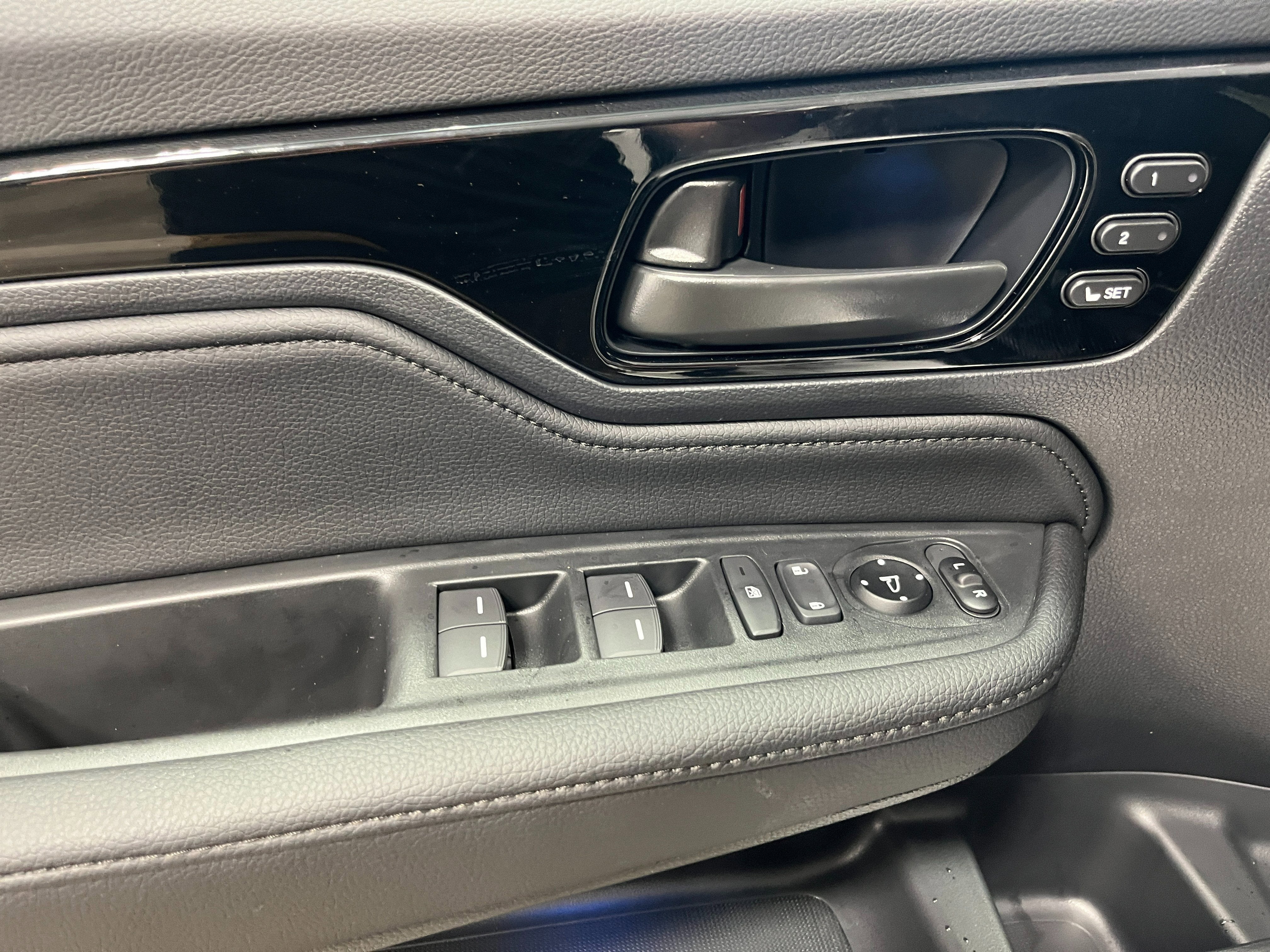 2026 Honda Odyssey Touring Auto