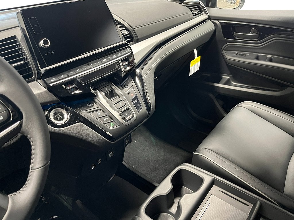 2026 Honda Odyssey Touring Auto