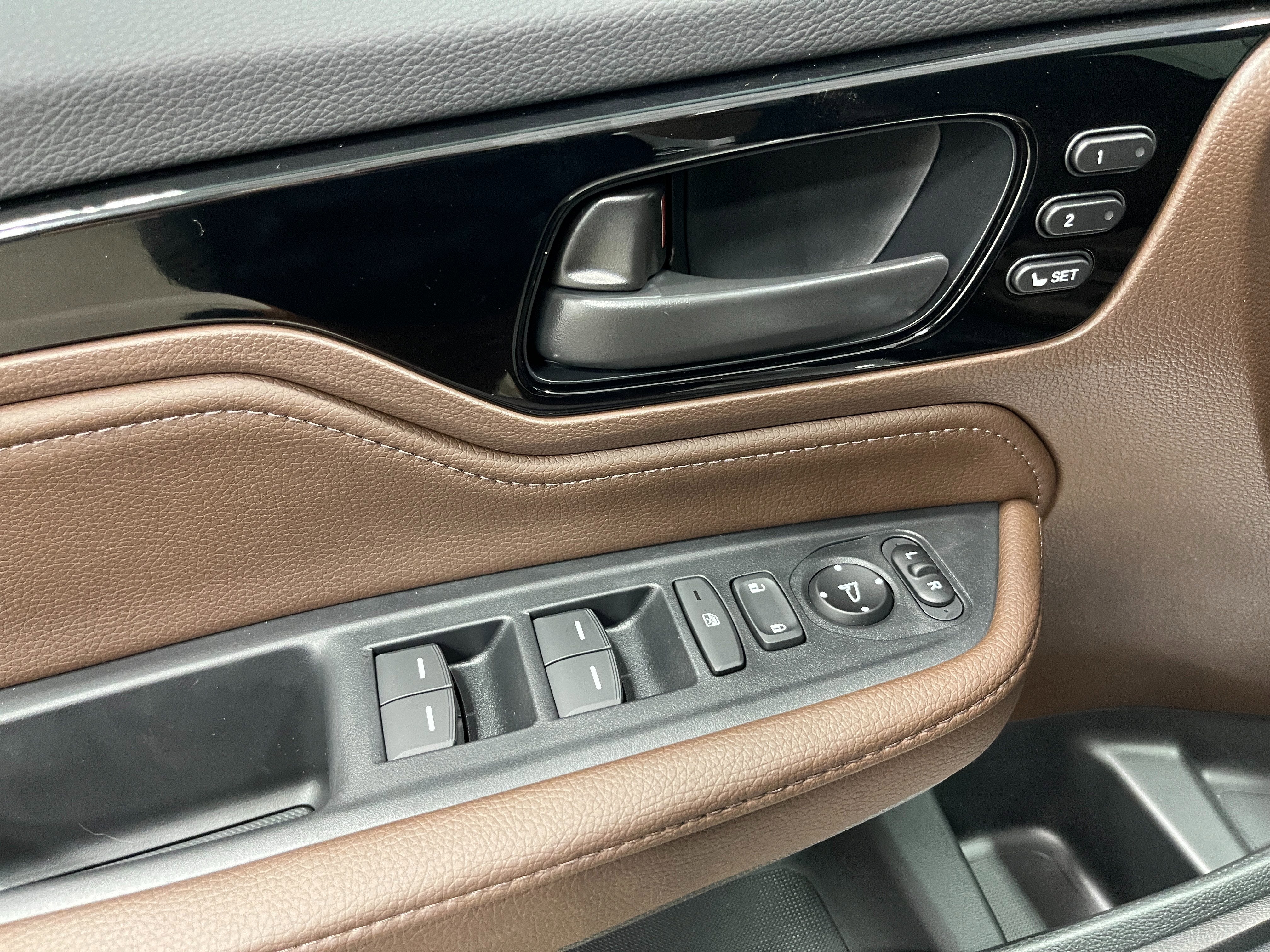 2026 Honda Odyssey Touring Auto