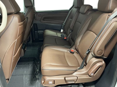 2026 Honda Odyssey Touring Auto
