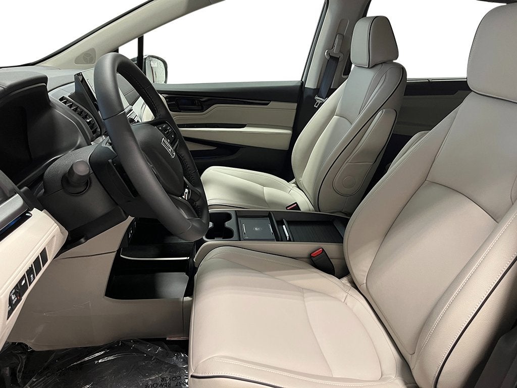 2026 Honda Odyssey Touring Auto