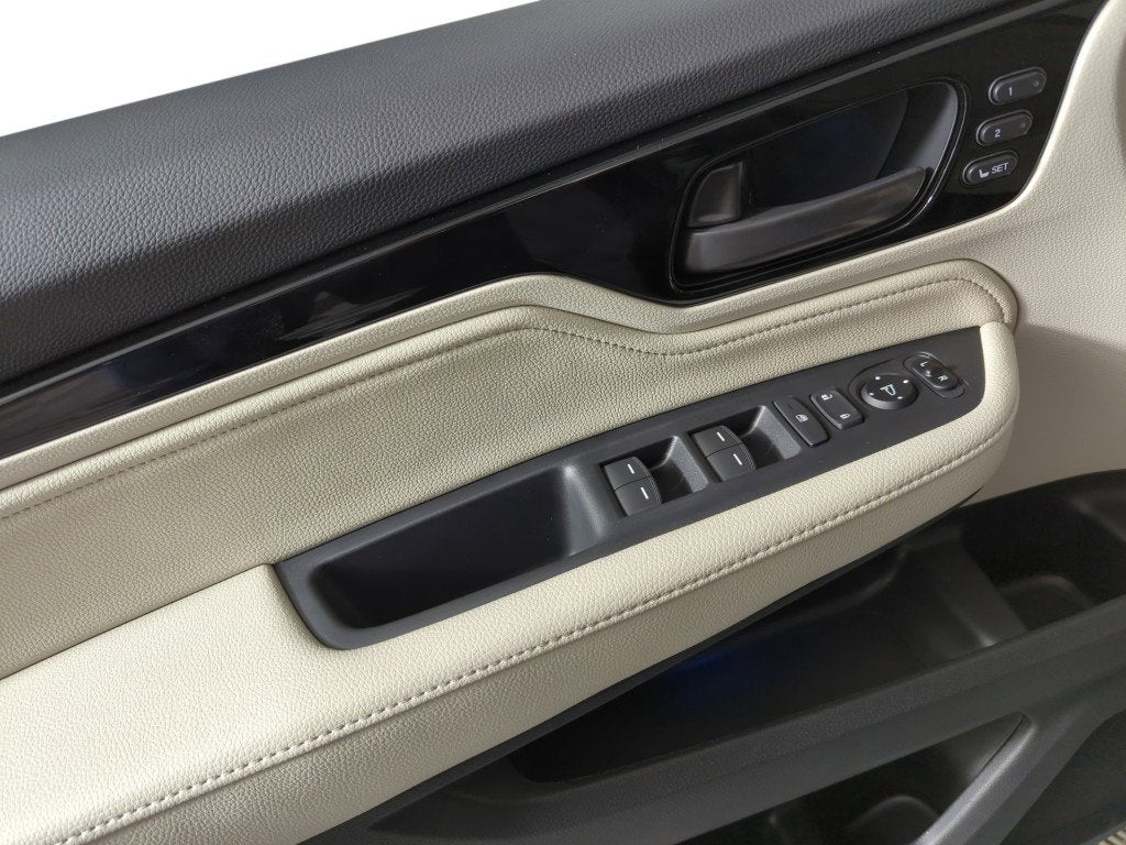 2026 Honda Odyssey Touring Auto