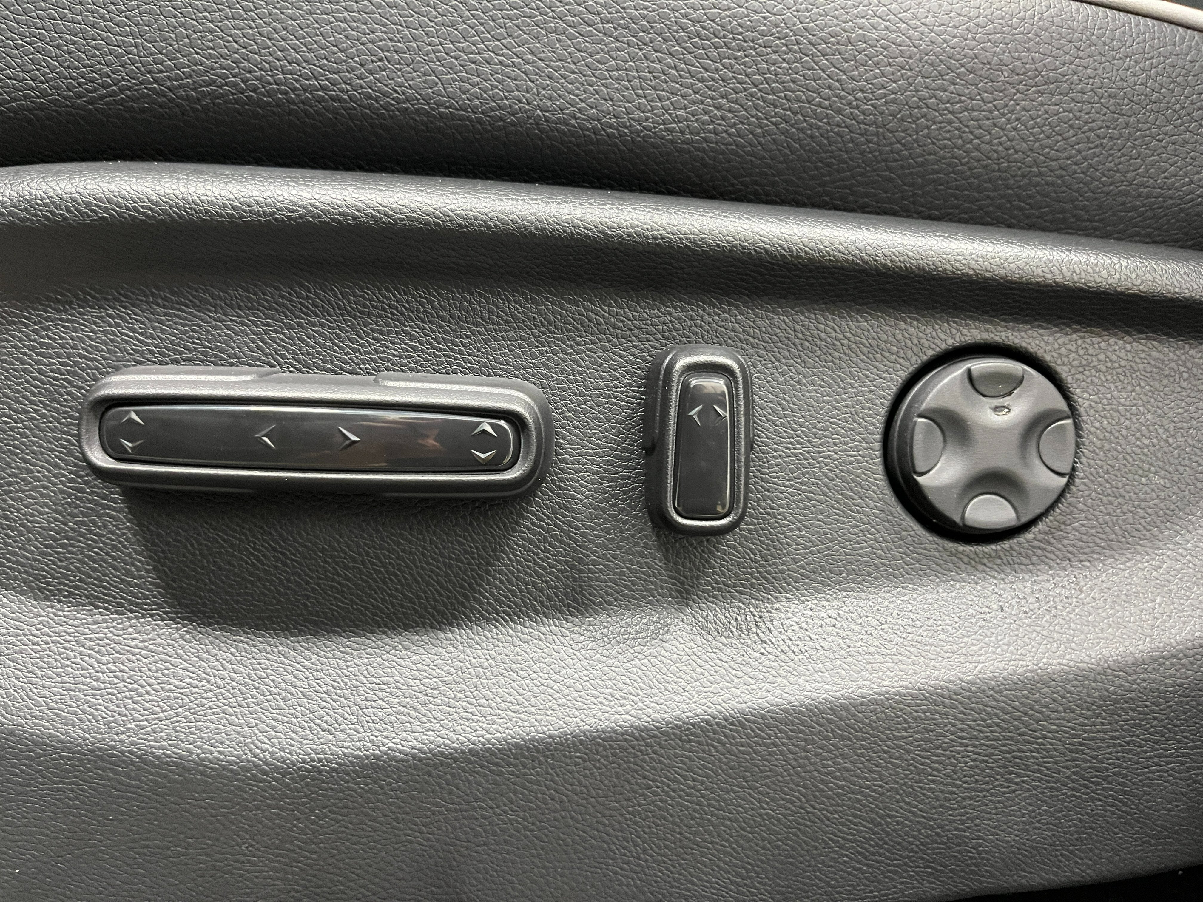 2026 Honda Odyssey Touring Auto