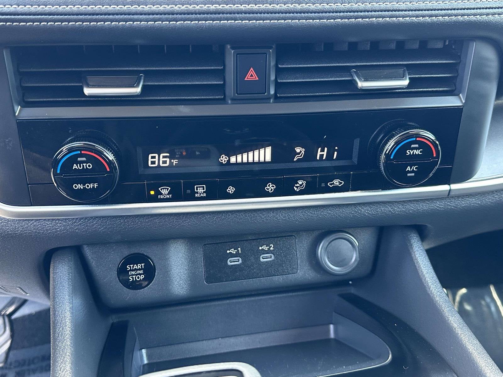 2025 Nissan Rogue SV