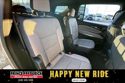 2025 Chevrolet Traverse FWD LT