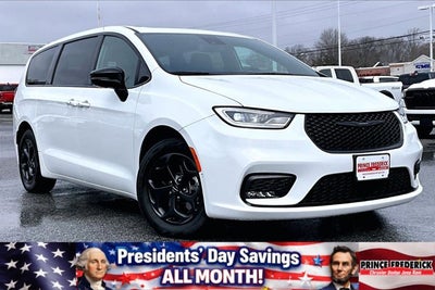 2023 Chrysler Pacifica Hybrid Limited