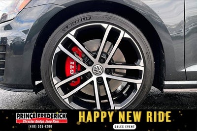 2017 Volkswagen Golf GTI Sport