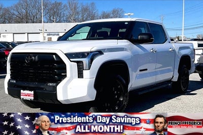 2025 Toyota Tundra 4WD SR5