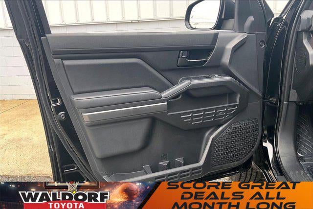 2025 Toyota Tacoma 4WD SR5