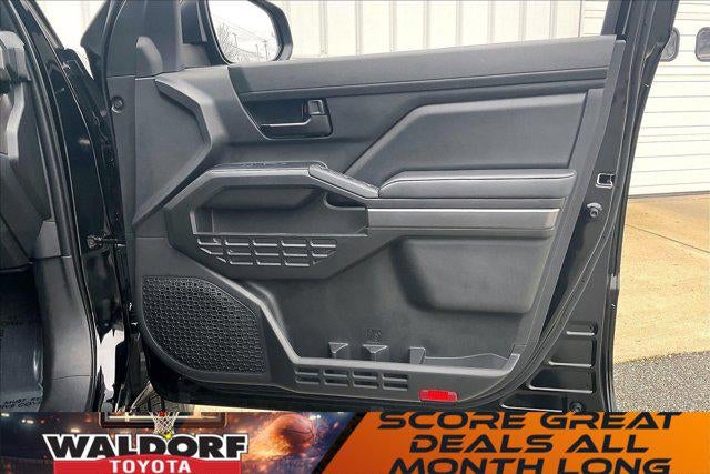 2025 Toyota Tacoma 4WD SR5