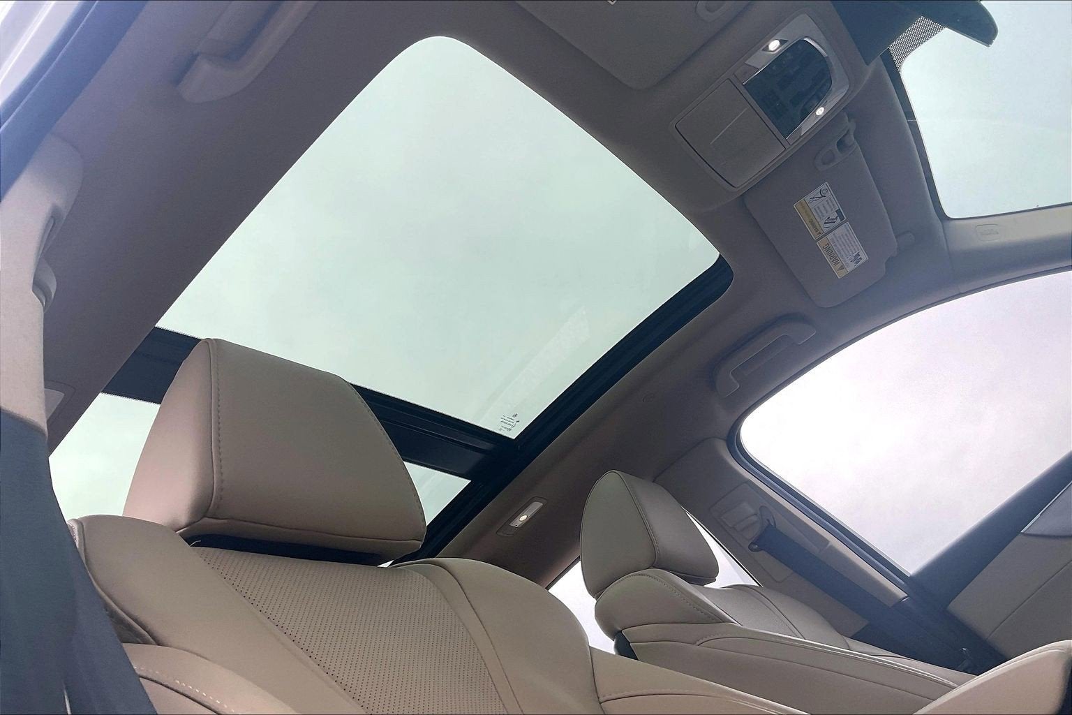 2023 Acura MDX w/Technology Package