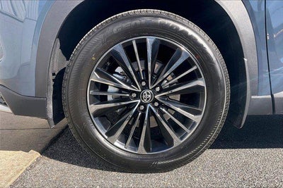 2026 Toyota Grand Highlander Hybrid MAX Platinum