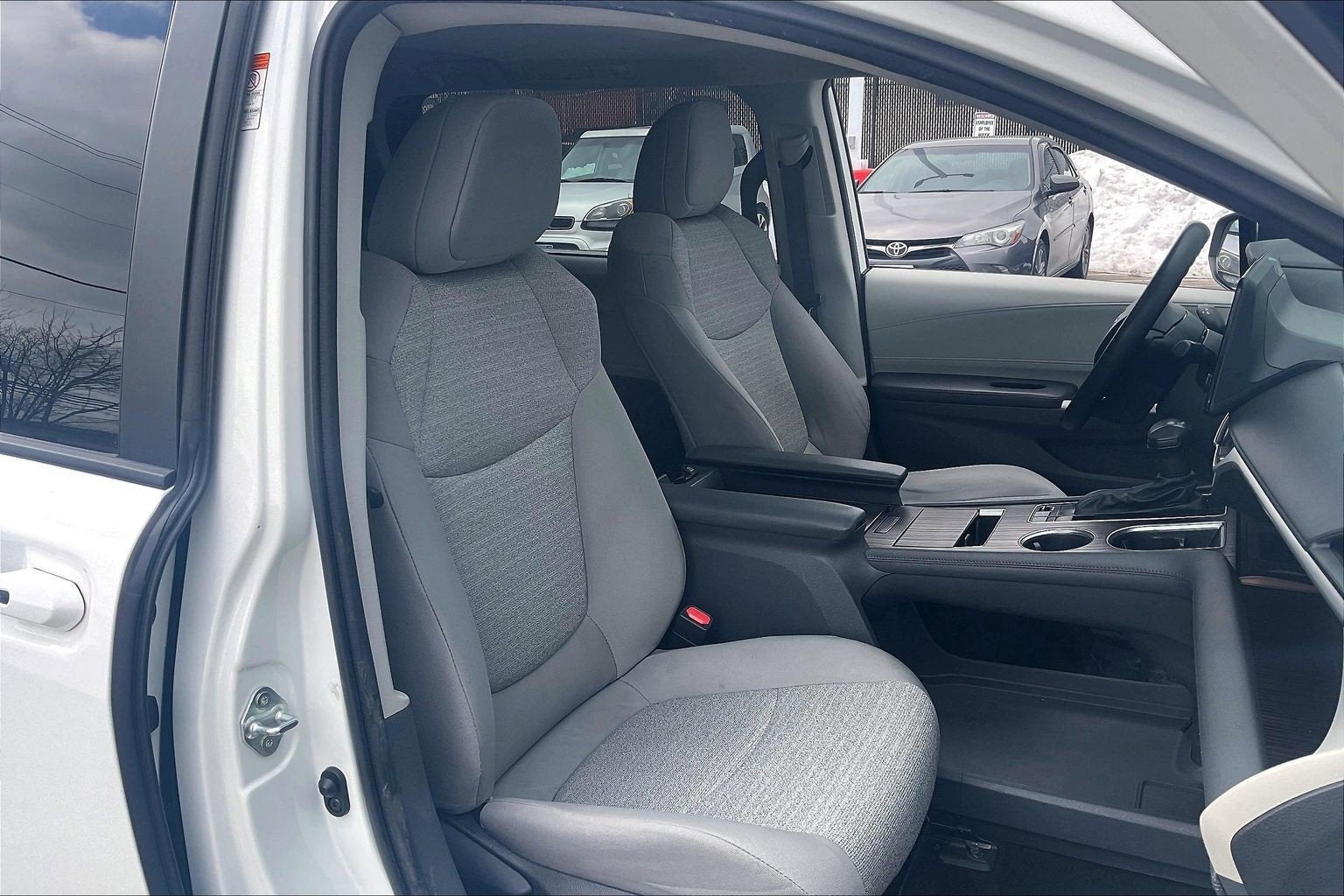 2023 Toyota Sienna LE