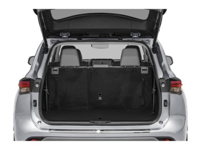 2023 Toyota Highlander Hybrid Platinum