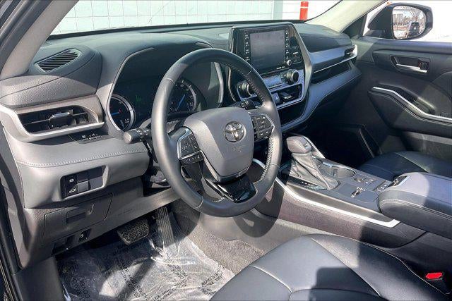 2021 Toyota Highlander Hybrid XLE