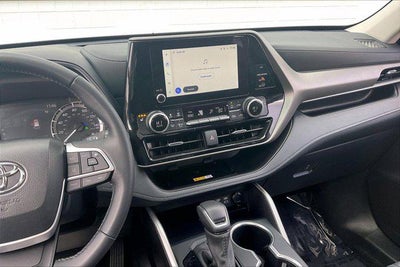 2025 Toyota Highlander XLE