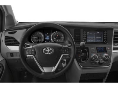 2019 Toyota Sienna XLE