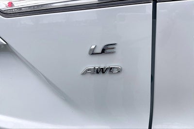 2024 Toyota Corolla Cross LE