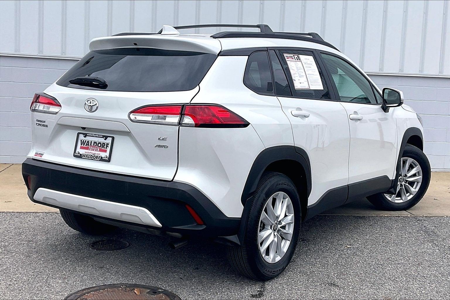 2024 Toyota Corolla Cross LE