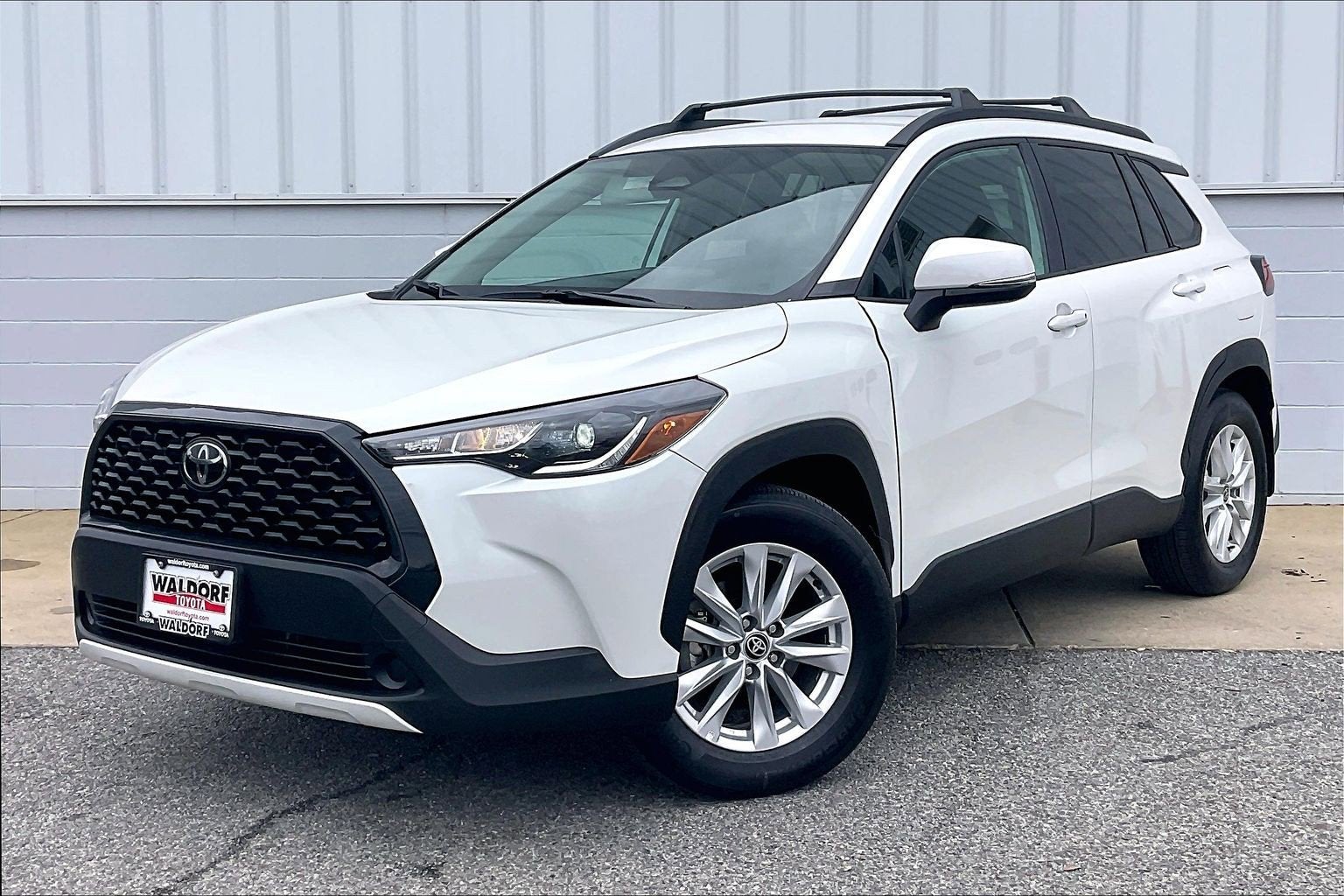 2024 Toyota Corolla Cross LE