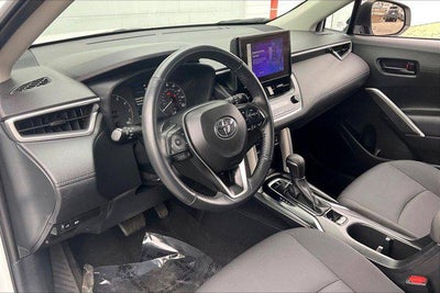 2024 Toyota Corolla Cross LE