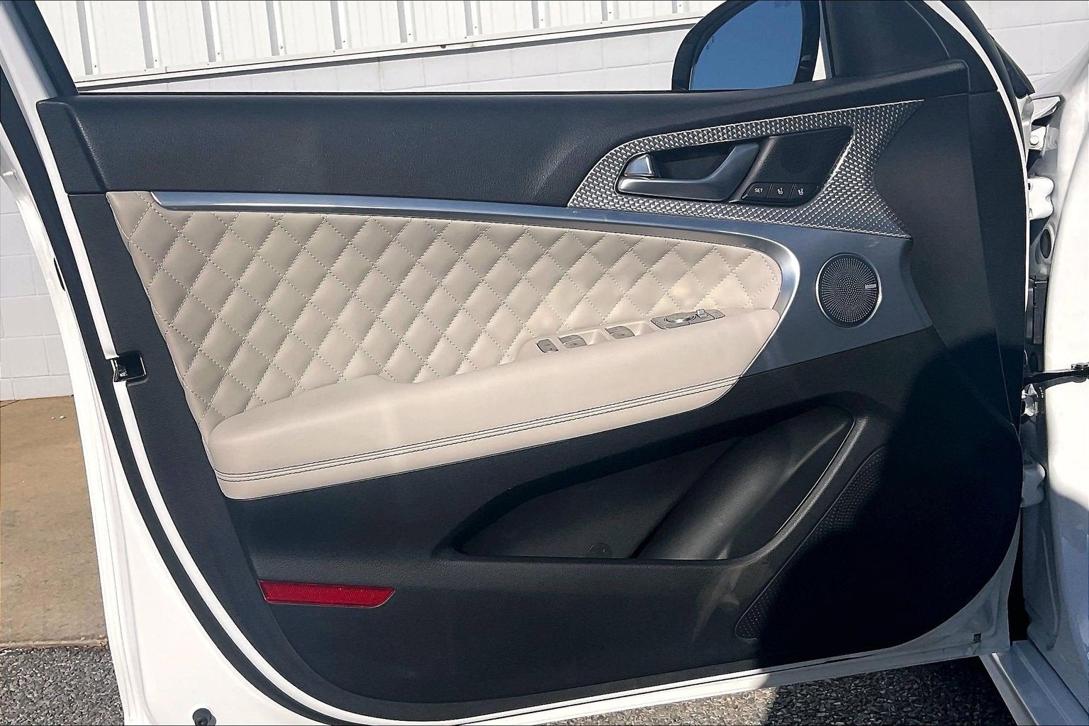 2023 Genesis G70 3.3T