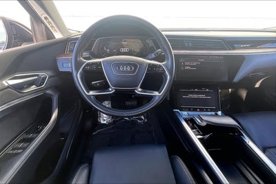 2019 Audi e-tron Prestige