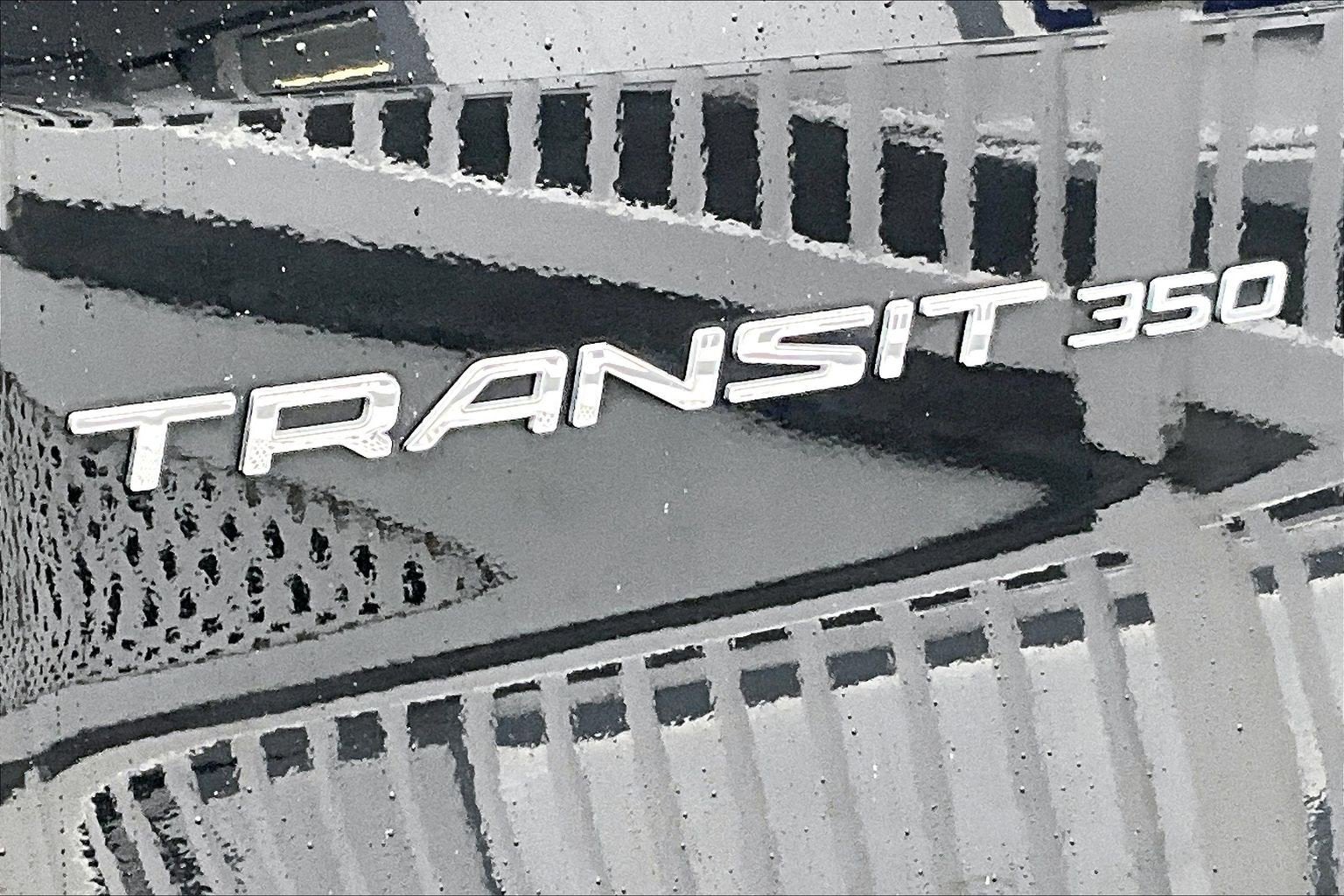 2022 Ford Transit Passenger Wagon XLT