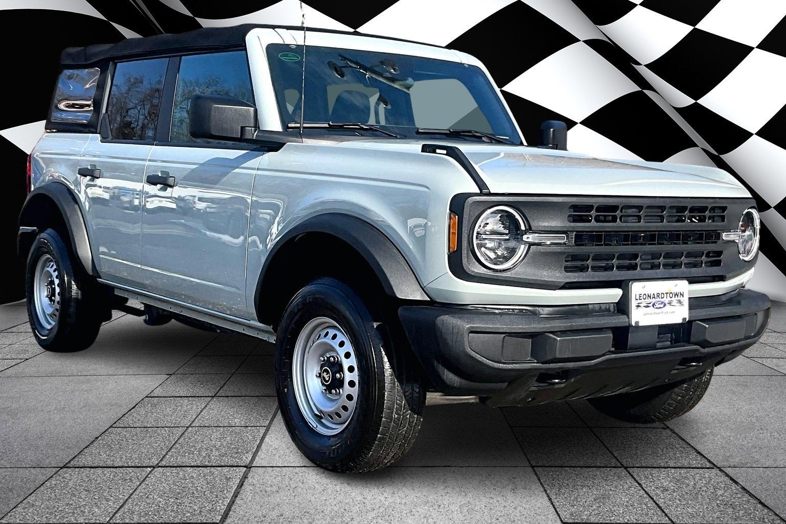 2022 Ford Bronco Base
