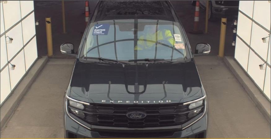 2025 Ford Expedition Max LUXURY PACKAGE