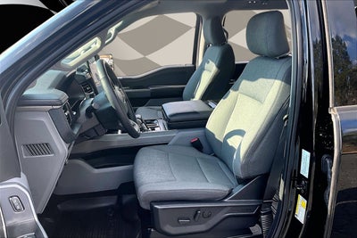 2024 Ford F-150 Lightning Flash