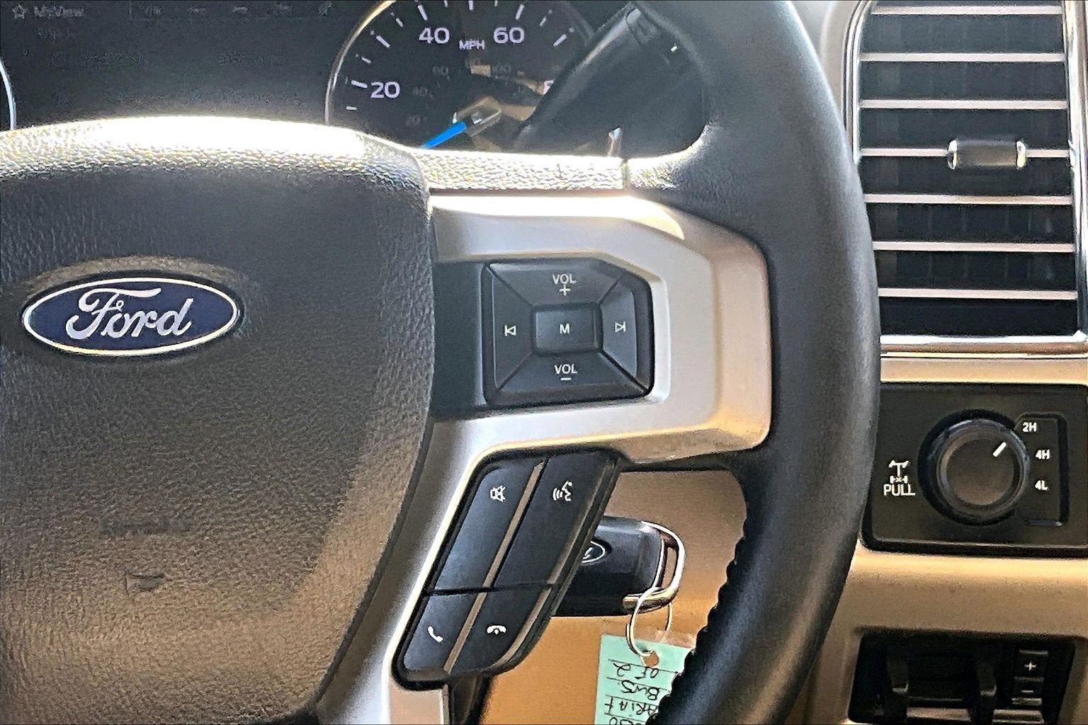 2017 Ford Super Duty F-250 SRW Lariat