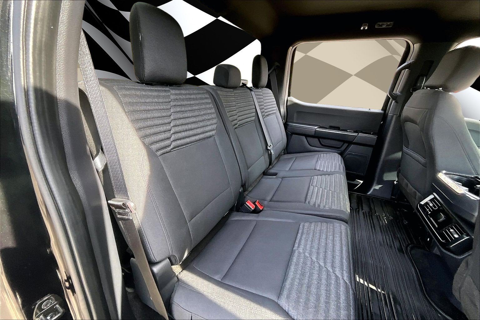 2023 Ford F-150 STX V8 CREW